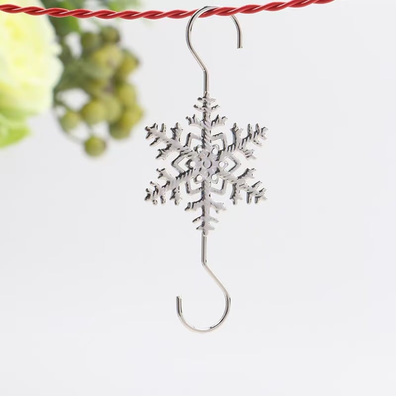 🏆2025 Christmas Hot Sale⚡Christmas S-Hooks - Metal Hanging Hooks with Snowflake Charms for Ornaments, Garland (20pcs)