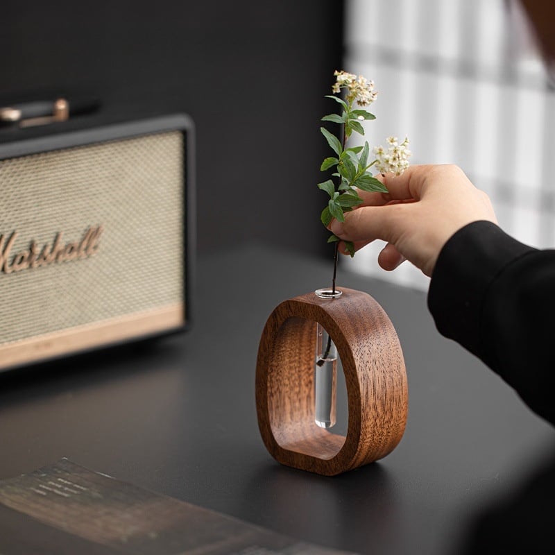 🌿✨Solid Wood Glass Vase