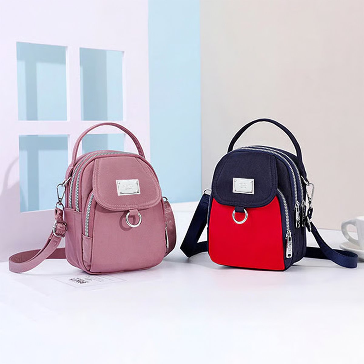 Waterproof shoulder bag for women